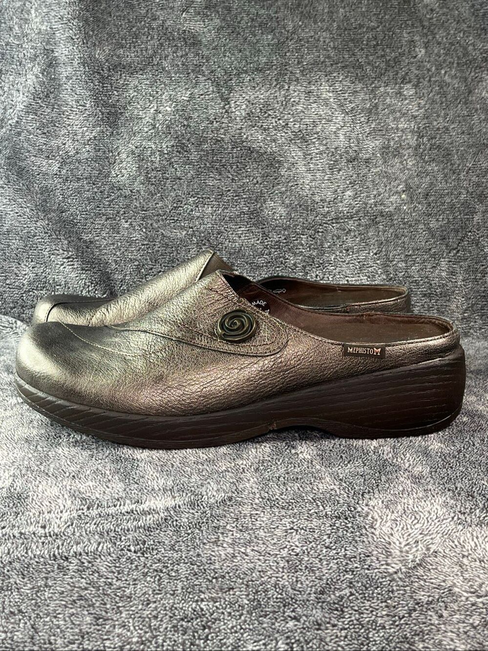 Mephisto Metallic Bronze Leather Slip On Clogs Mules Women’s Size US 7.5